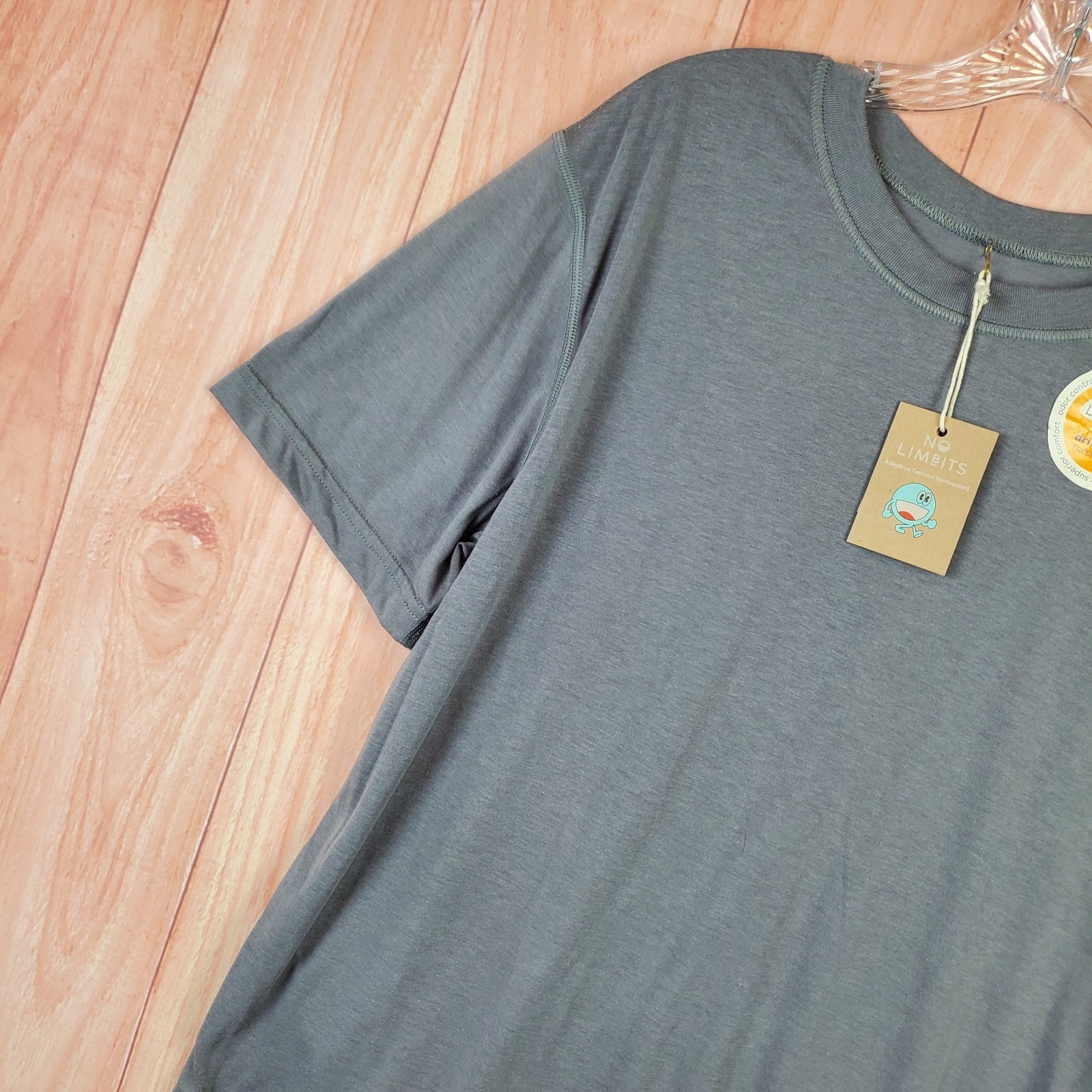 No Limbits Drirelease Freshguard Tee Shirt Mens L Gray Logo Crew Neck Pullover — image 2 of 8